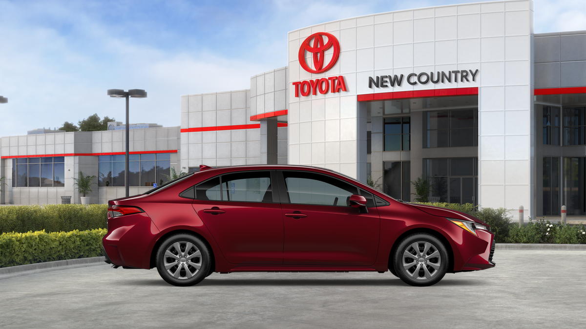 2026 Toyota Corolla LE photo 11