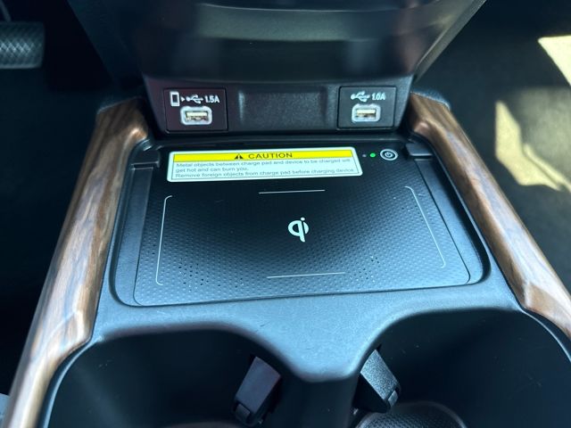 2022 Honda CR-V Touring photo 27