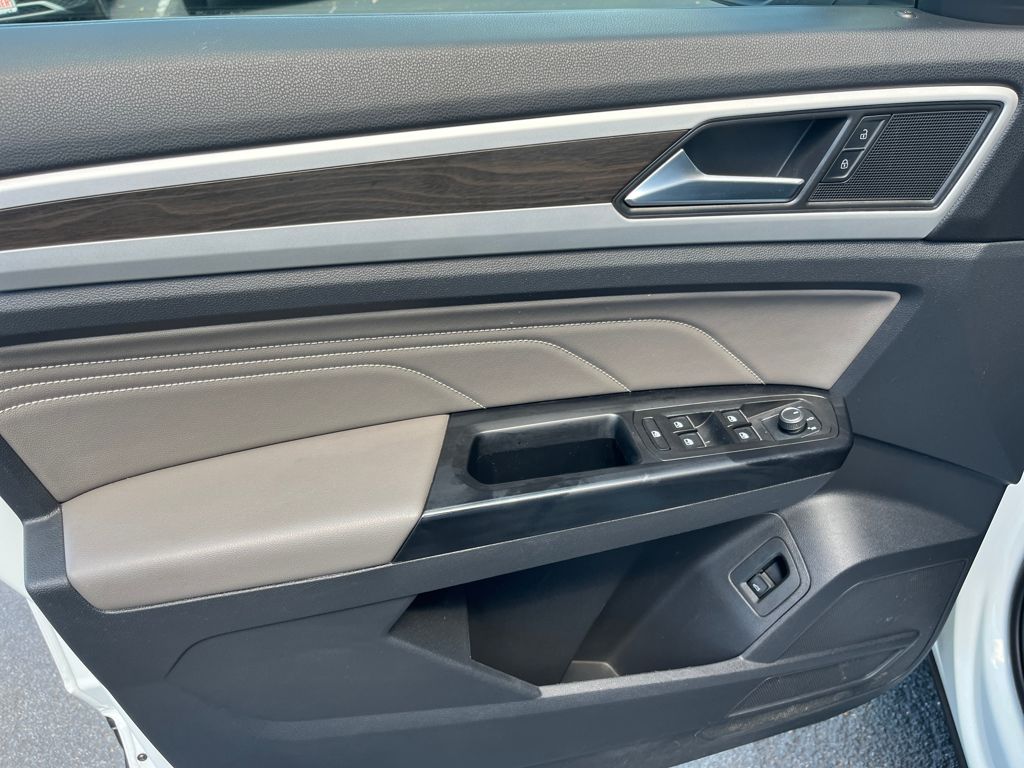 2021 Volkswagen Atlas V6 SE Technology photo 8