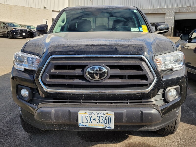 2023 Toyota Tacoma SR5 photo 2