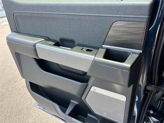 2024 Ford F-150 Lariat photo 13