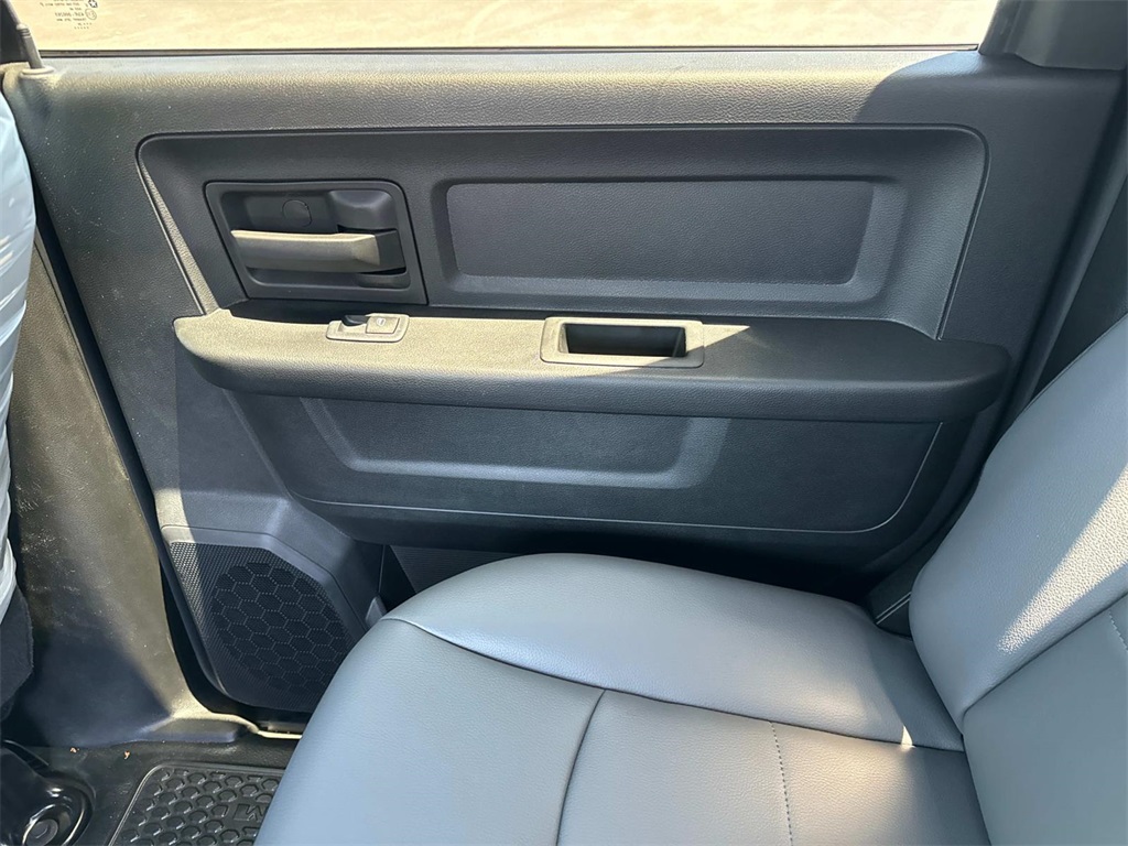 2024 Ram 2500 Tradesman photo 16
