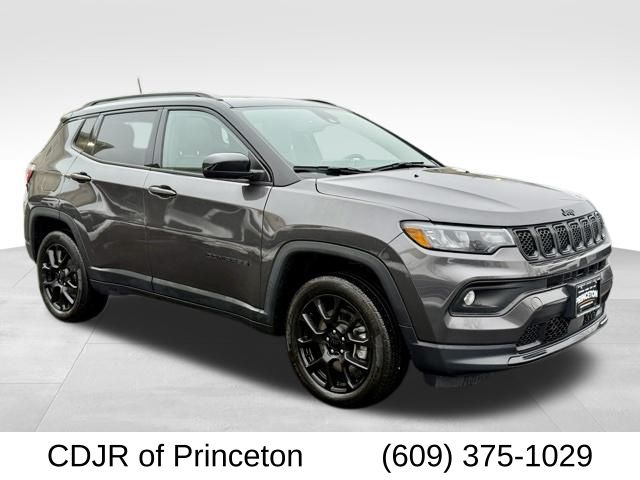 2023 Jeep Compass Altitude's photo
