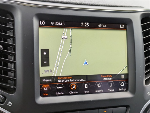 2023 Jeep Cherokee Altitude photo 16