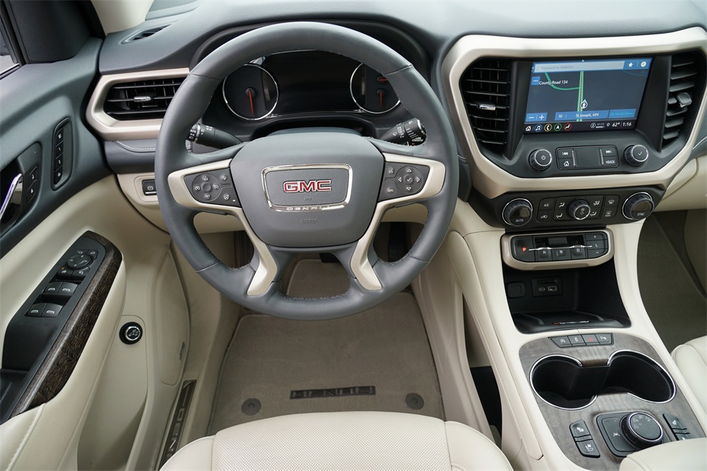 2023 Gmc Acadia Denali photo 23