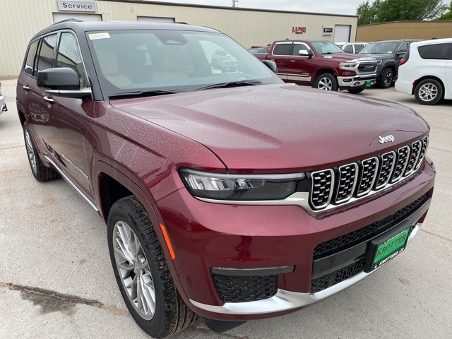 2025 Jeep Grand Cherokee L Summit photo 2