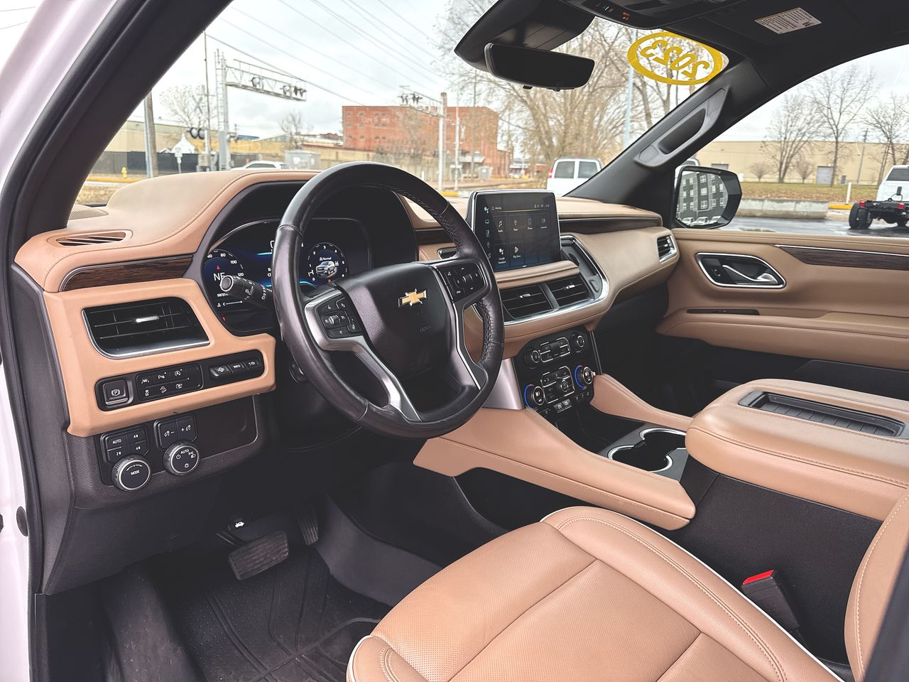 2023 Chevrolet Tahoe Premier photo 2