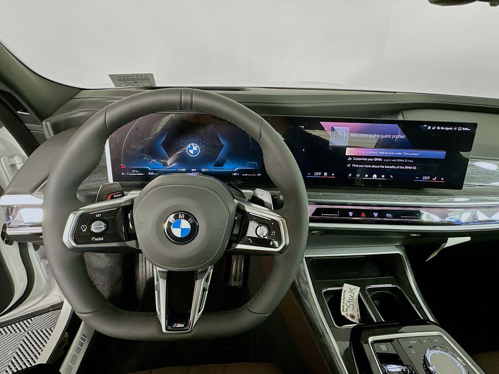 2025 Bmw 740i photo 9