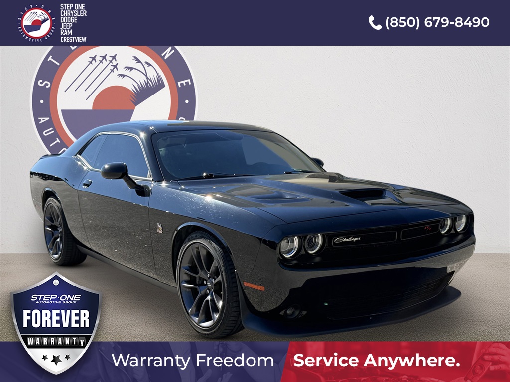 2023 Dodge Challenger R/T's photo
