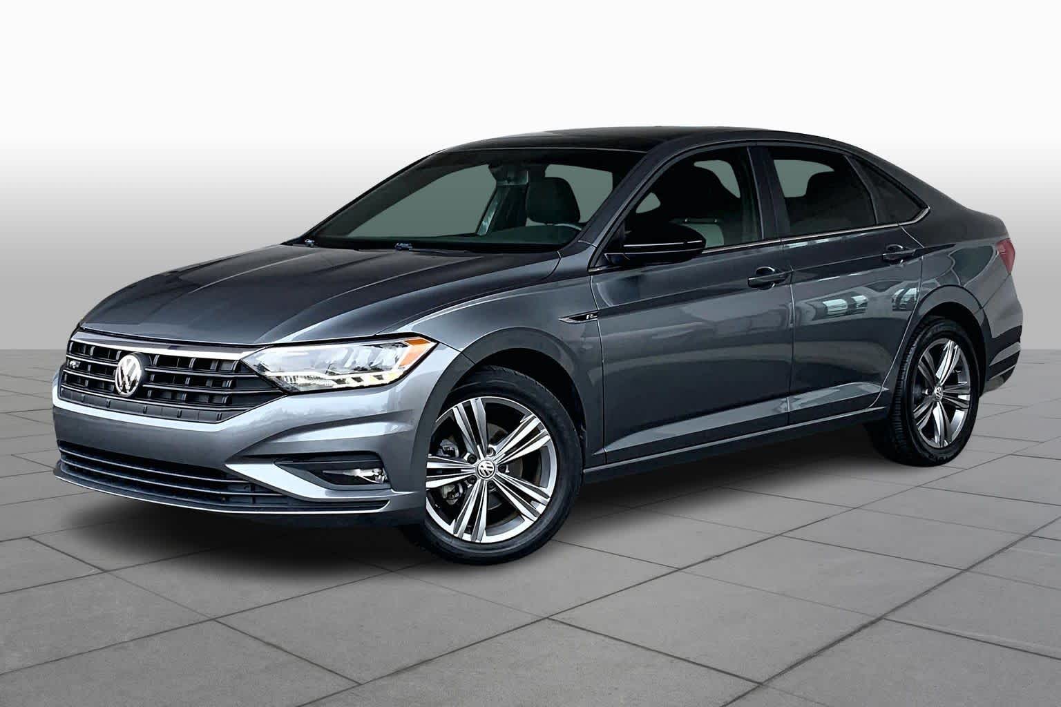 2019 Volkswagen Jetta R-Line's photo