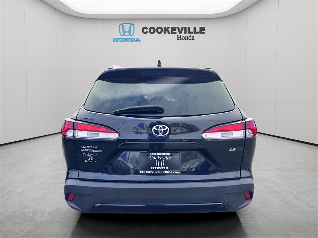 2023 Toyota Corolla Cross LE photo 2