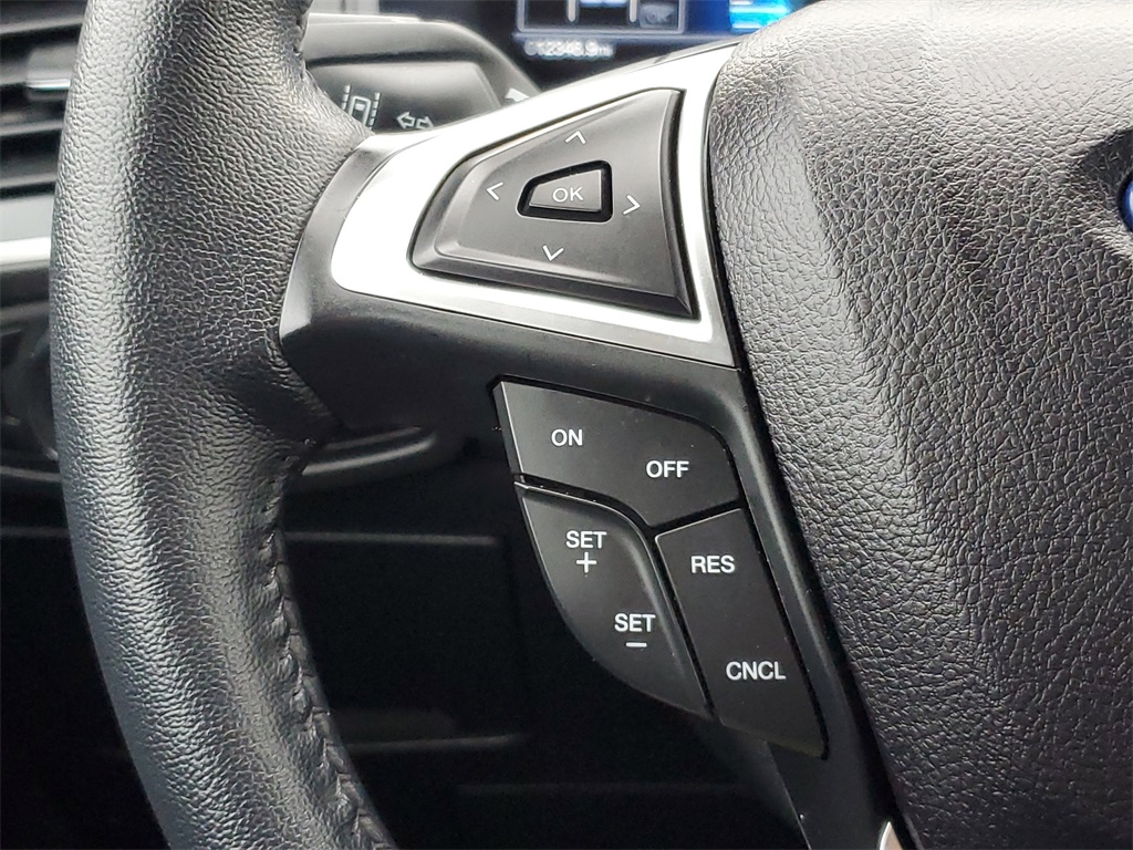 2024 Ford Edge SEL photo 7