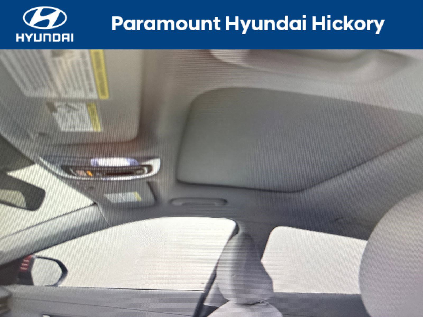 2025 Hyundai Kona Limited photo 4