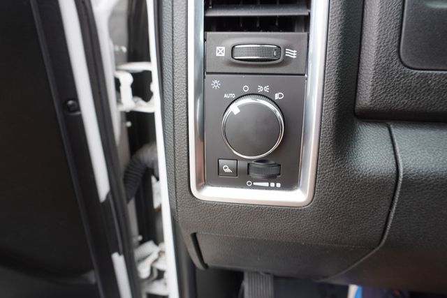 2022 Ram 1500 Classic Warlock photo 20