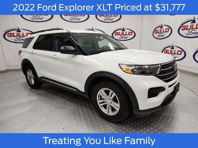 2022 Ford Explorer XLT's photo
