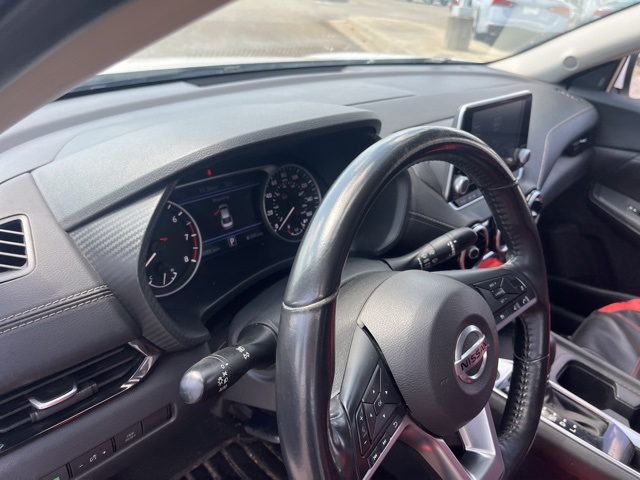 2021 Nissan Sentra SV photo 8