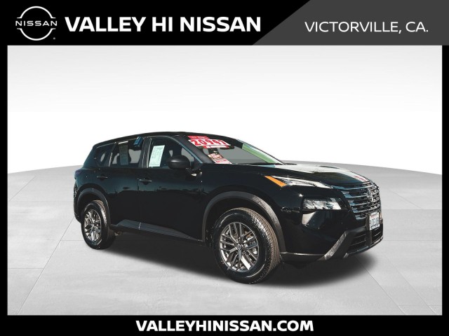 2024 Nissan Rogue S's photo