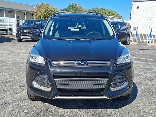 Used 2013 Ford Escape SE with VIN 1FMCU9GX1DUD31284 for sale in Wilmington, DE