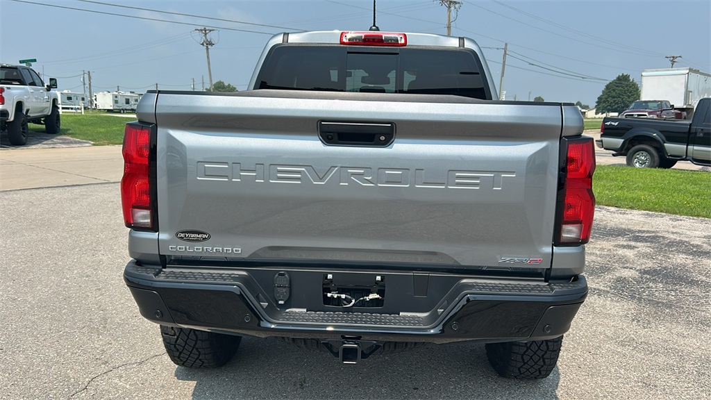 2025 Chevrolet Colorado ZR2 photo 4