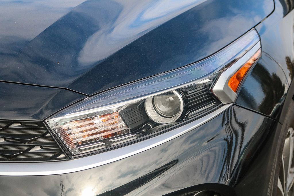 2023 Kia Forte LXS photo 10