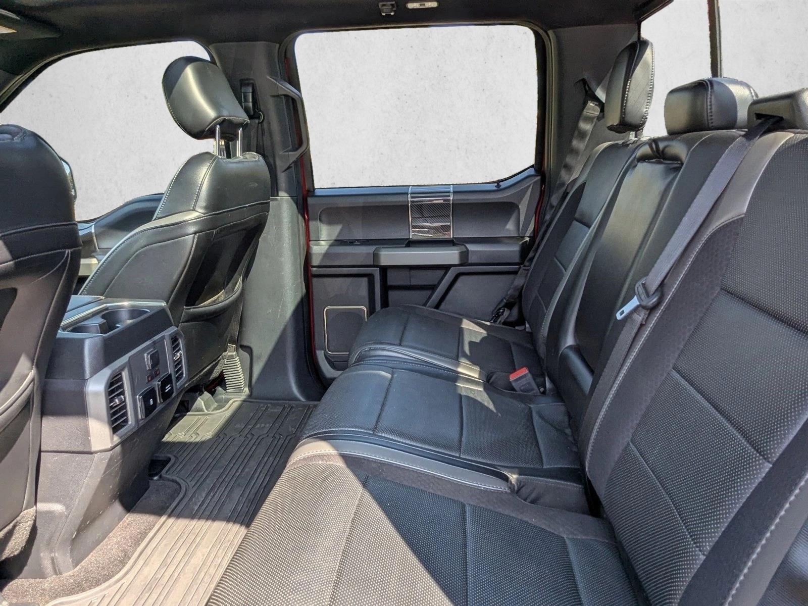 2020 Ford F-150 Raptor photo 17