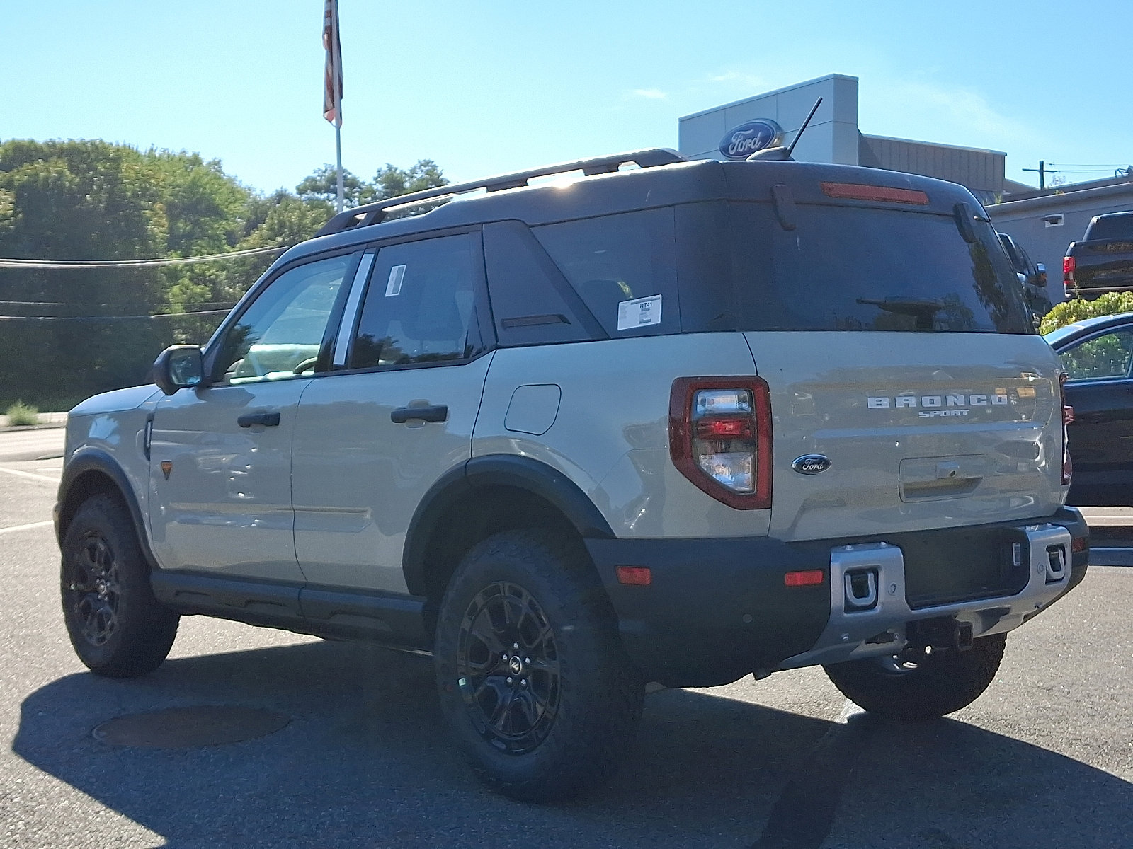 2025 Ford Bronco Sport Badlands photo 2