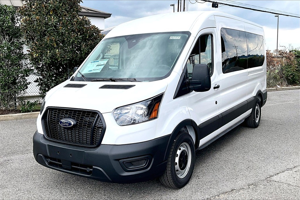 2025 Ford Transit Passenger Van XL's photo