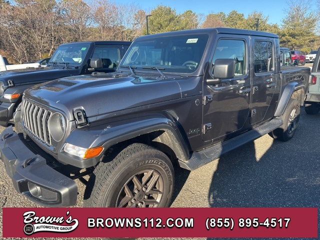 2025 Jeep Gladiator Sport S's photo