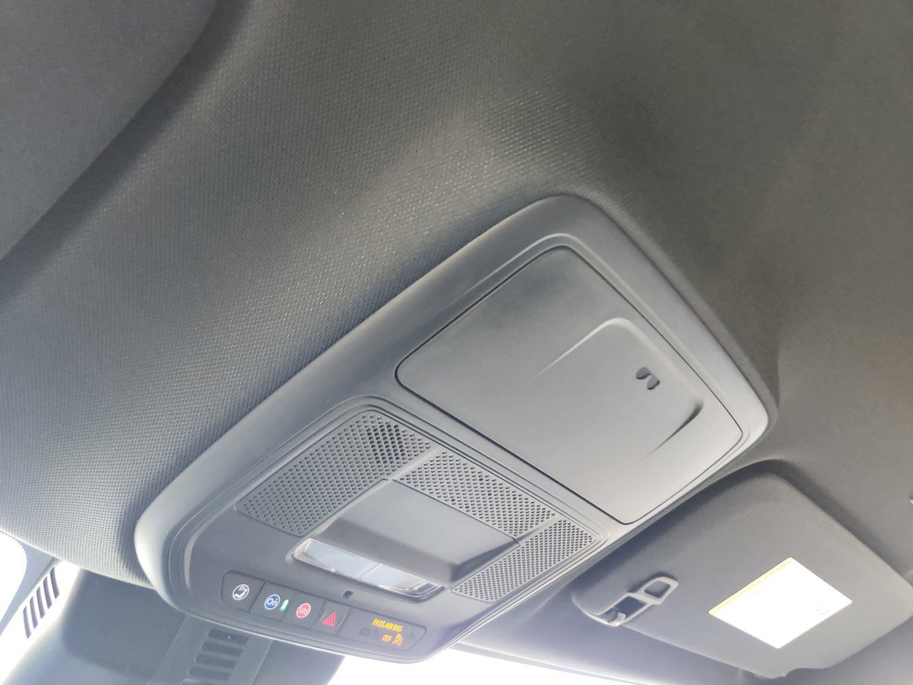 2026 Gmc Acadia AT4 photo 9