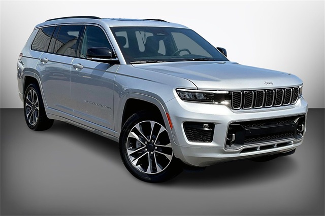 2025 Jeep Grand Cherokee L Overland's photo