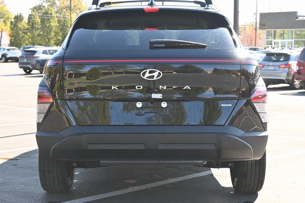 2026 Hyundai Kona SEL photo 4