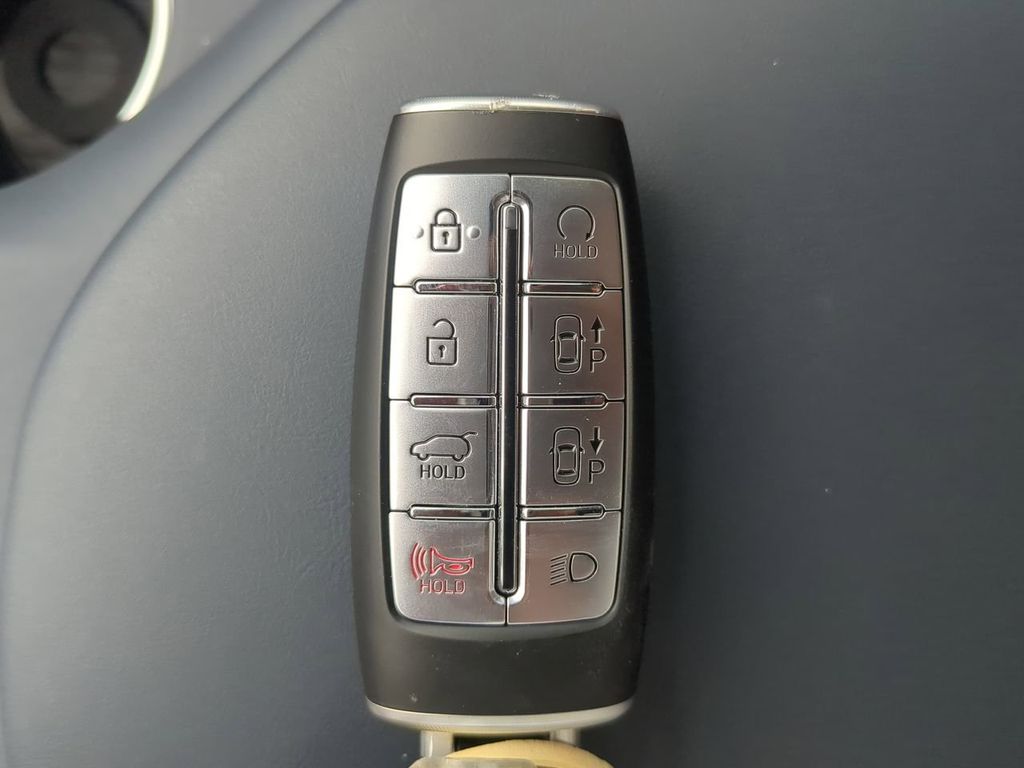 2025 Genesis GV70 2.5T photo 29