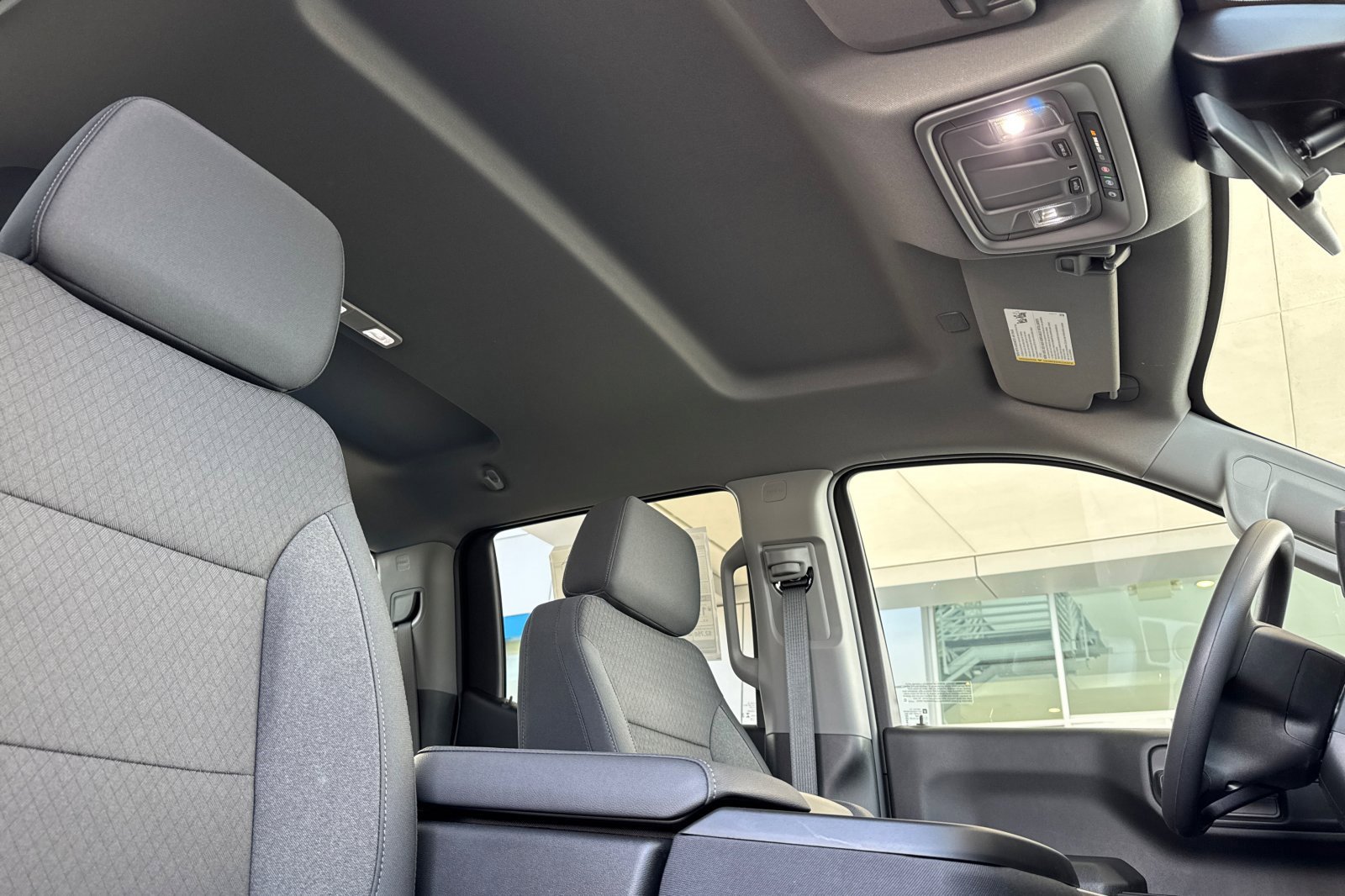 2025 Chevrolet Silverado 1500 Custom photo 15