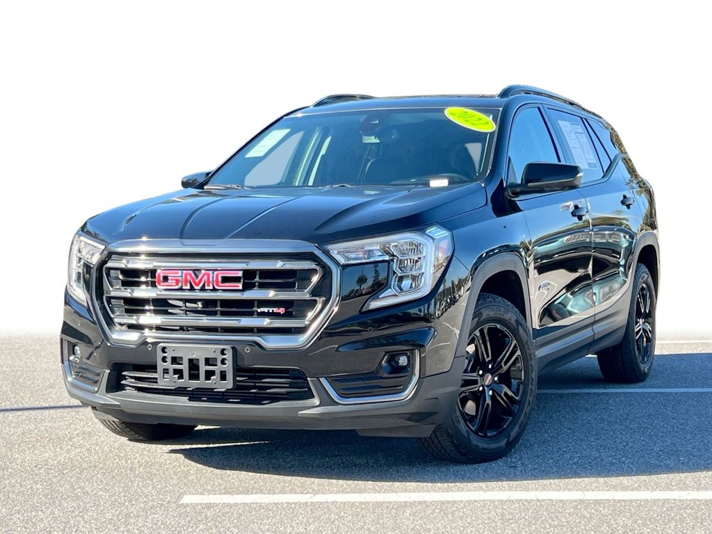 2022 GMC Terrain AT4's photo
