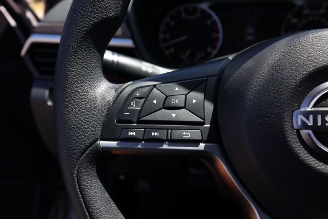 2023 Nissan Altima 2.5 SV photo 23