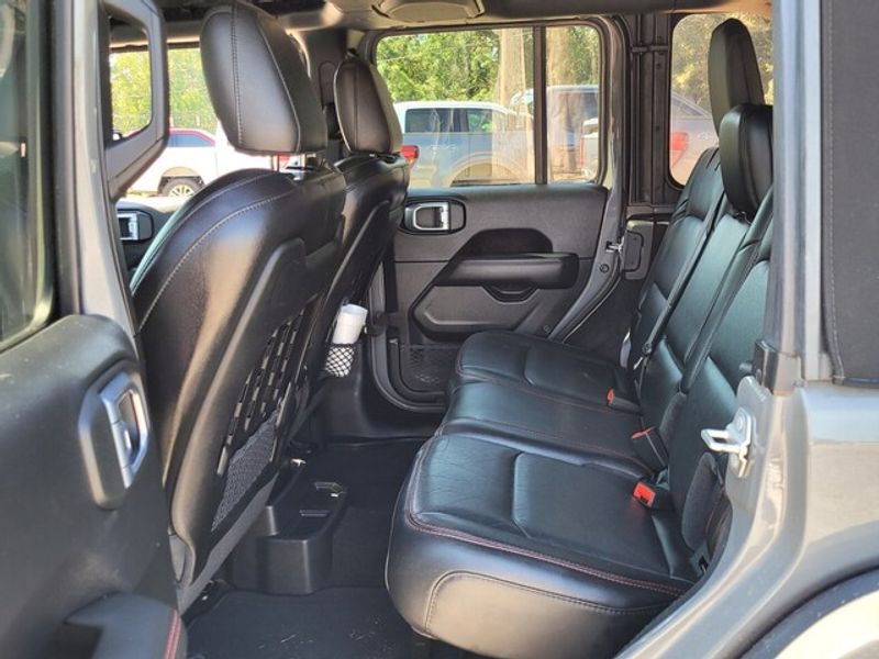2021 Jeep Wrangler Unlimited Rubicon photo 5