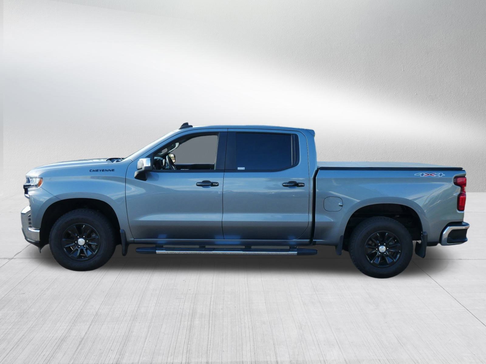 2019 Chevrolet Silverado 1500 LT photo 4