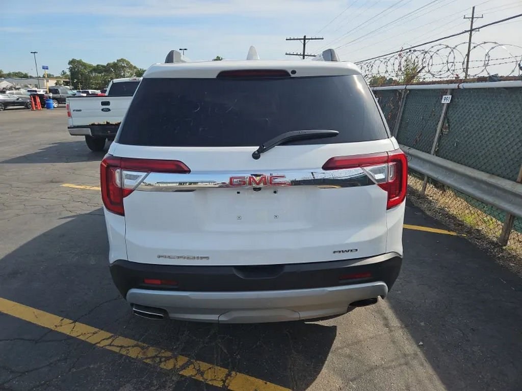 2023 Gmc Acadia SLT photo 2