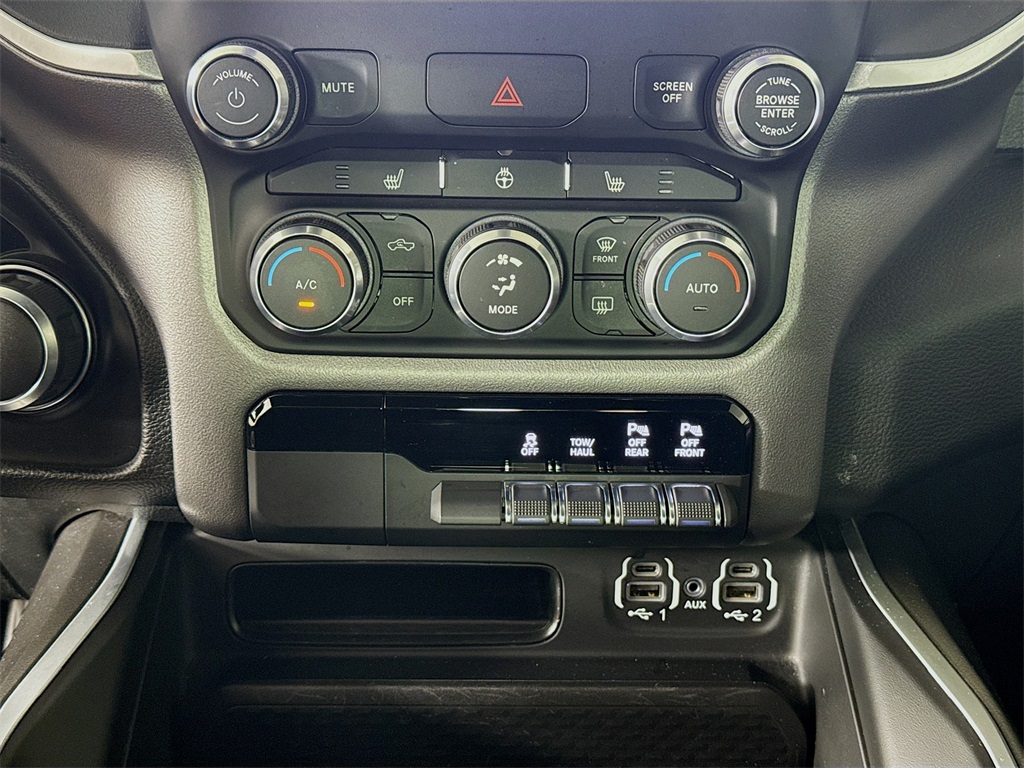 2022 Ram 1500 Big Horn Lone Star photo 17