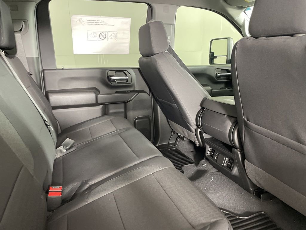 2025 Chevrolet Silverado 2500HD Custom photo 16