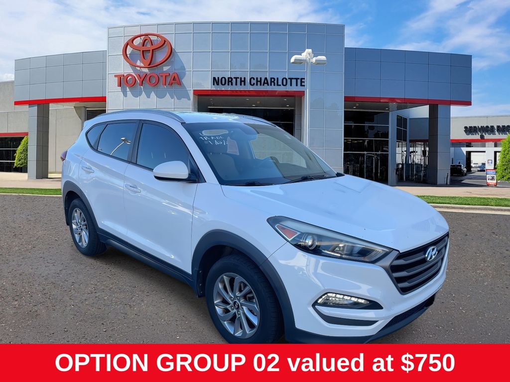2016 Hyundai Tucson SE