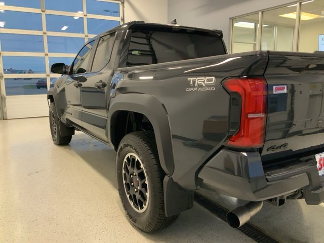 2025 Toyota Tacoma TRD Sport Double Cab Short Bed photo 4