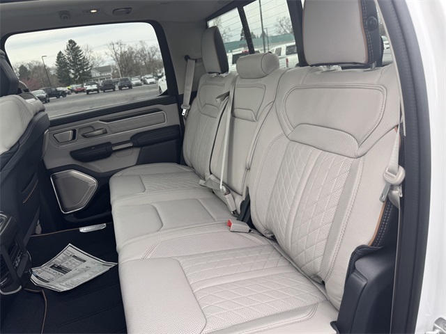 2025 Ram 1500 photo 20