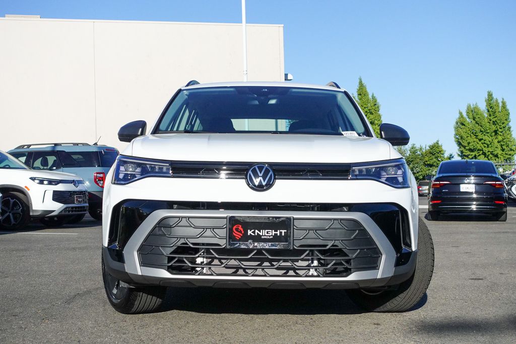 2025 Volkswagen Taos S photo 4