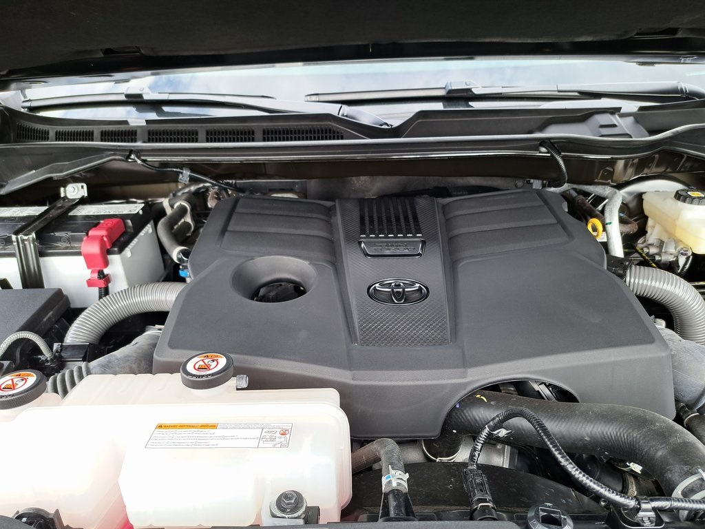 2024 Toyota Tundra Limited photo 31