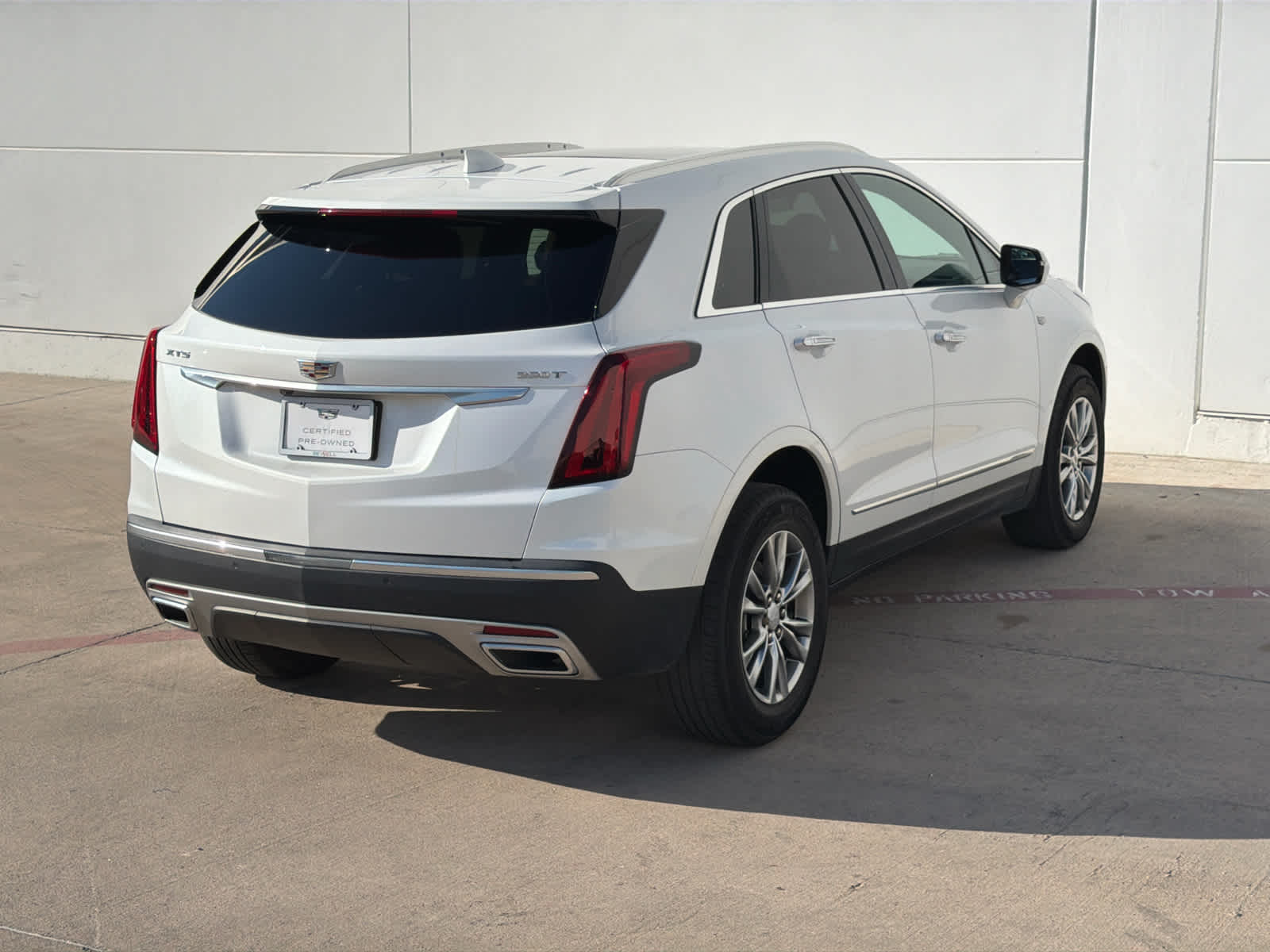 2022 Cadillac XT5 Premium Luxury photo 4