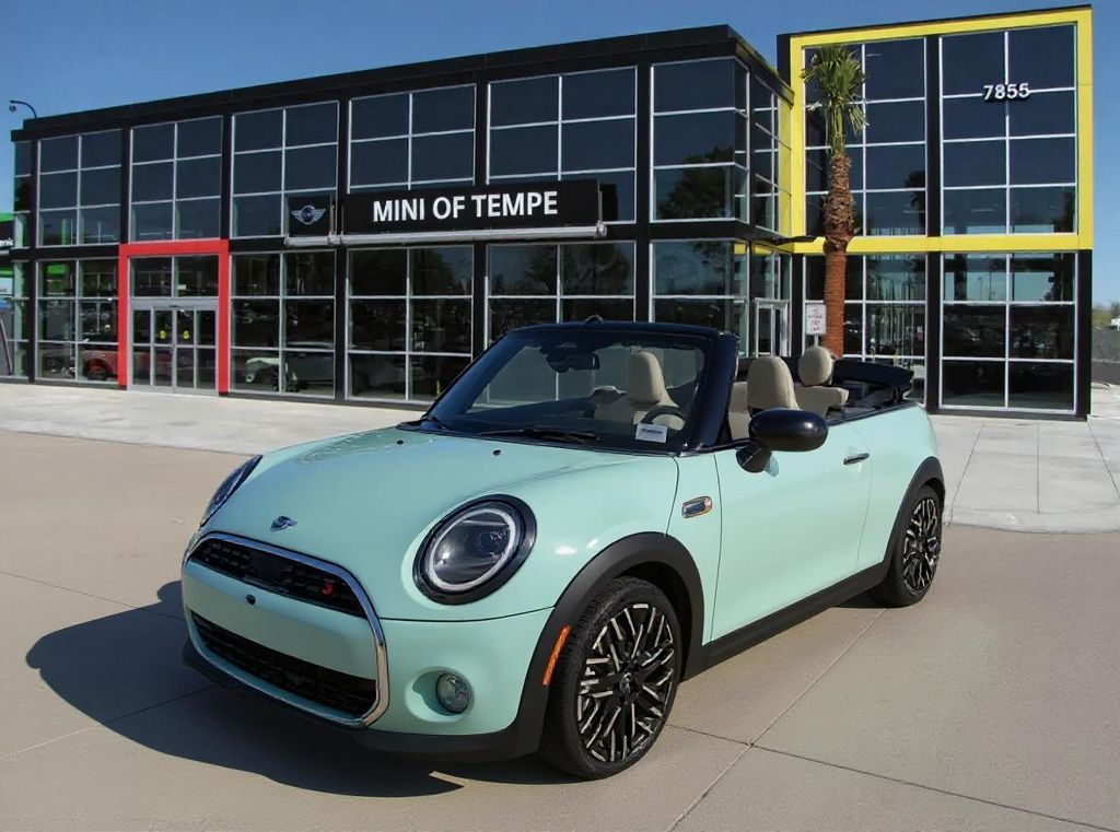 2026 MINI Convertible S's photo