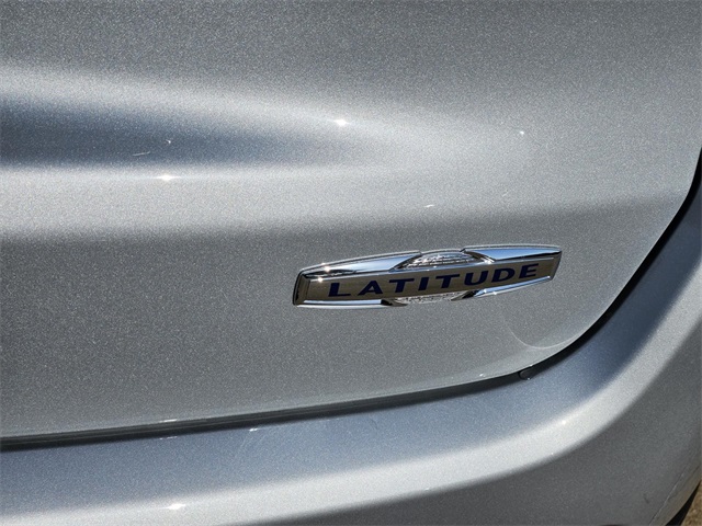 2025 Jeep Compass North Edition Latitude photo 5