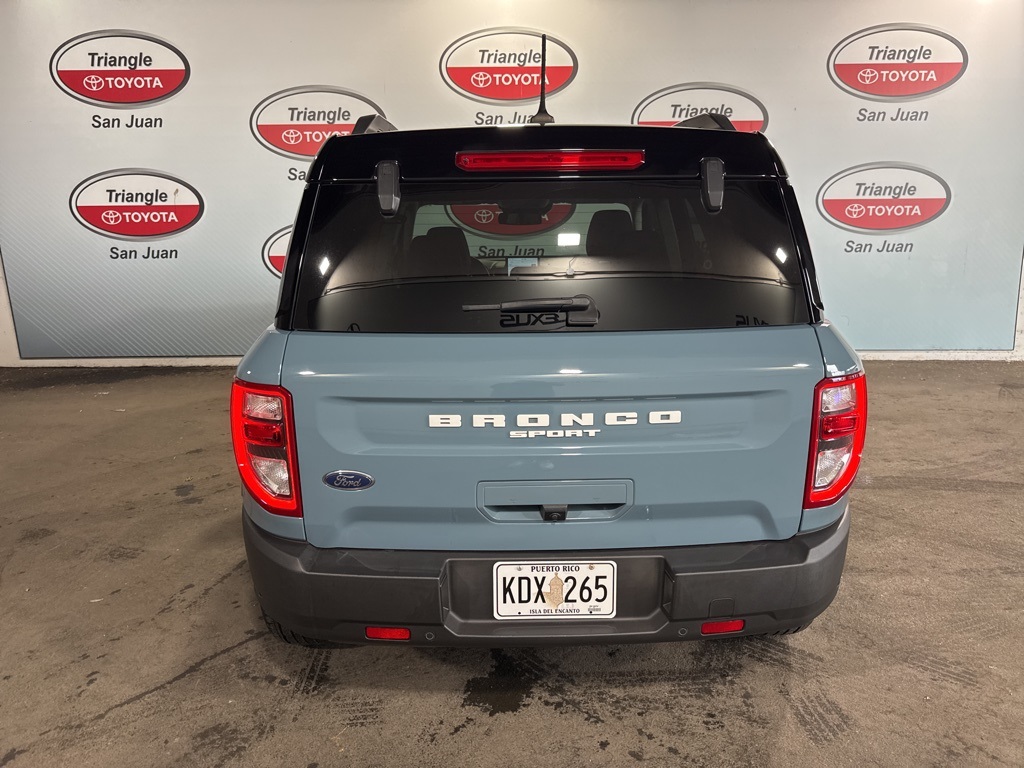 2022 Ford Bronco Sport Outer Banks photo 2