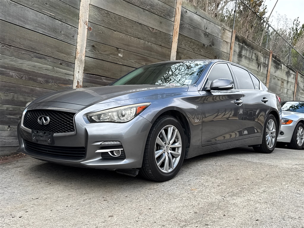 2016 Infiniti Q50 2.0t Premium photo 2